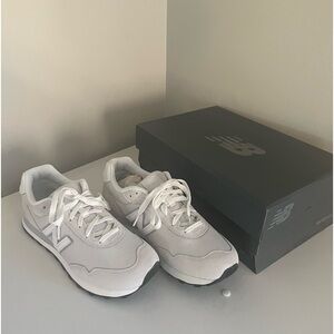 Gray 515 New Balance Sneakers
